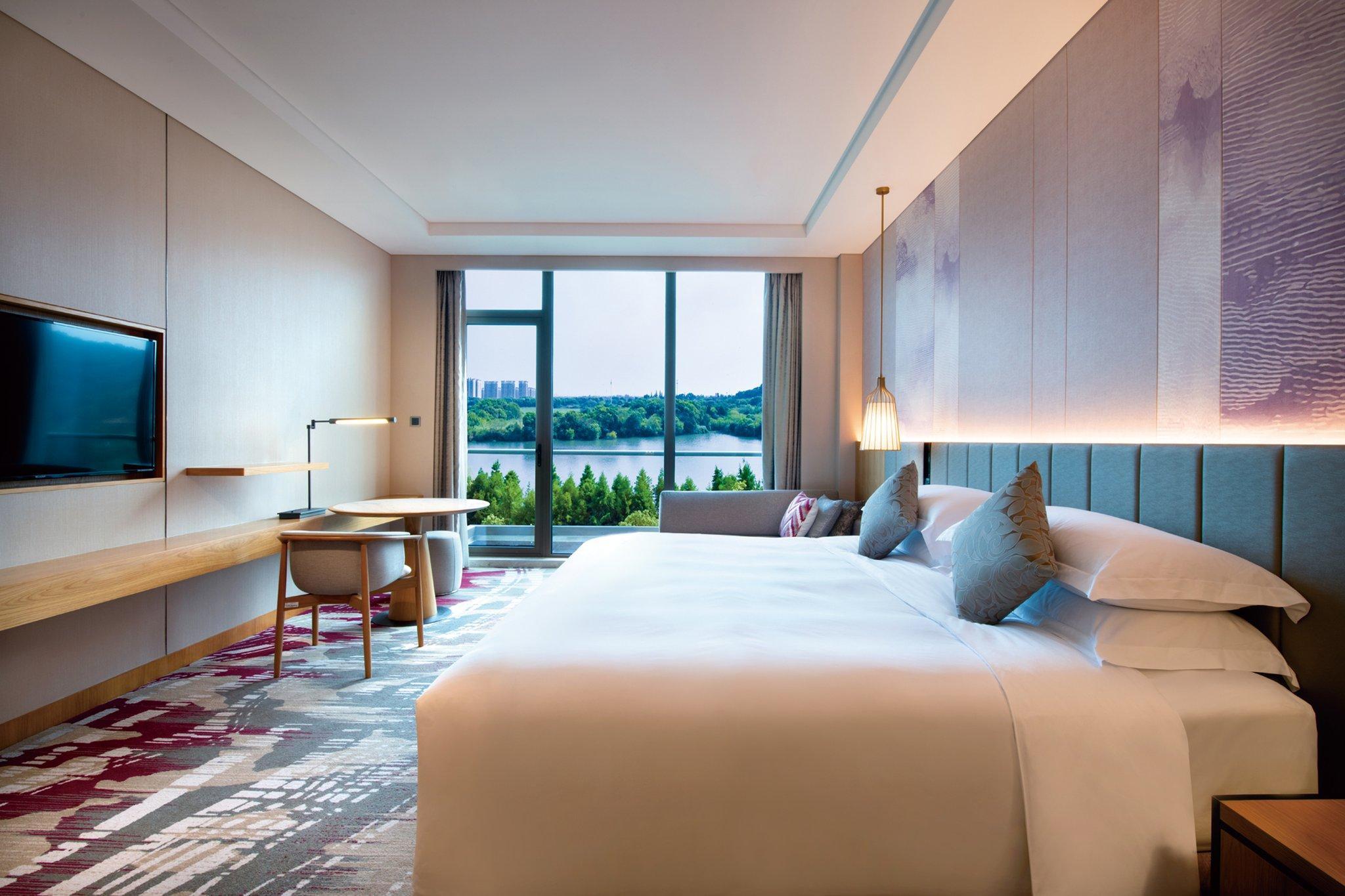คราวน์ พลาซา หูโจว Hotel ภายนอก รูปภาพ